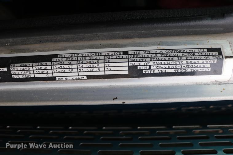 image for item DC3601 1995 Peterbilt 379 semi truck