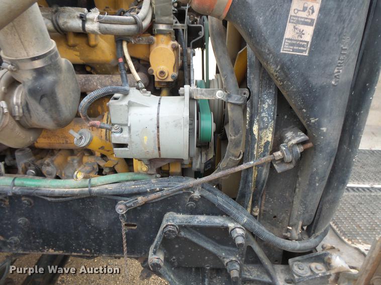 image for item DC4746 1995 Kenworth T450 semi truck