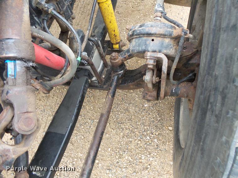 image for item DC4746 1995 Kenworth T450 semi truck