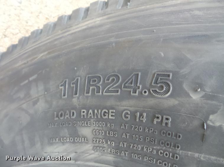 image for item DC4746 1995 Kenworth T450 semi truck