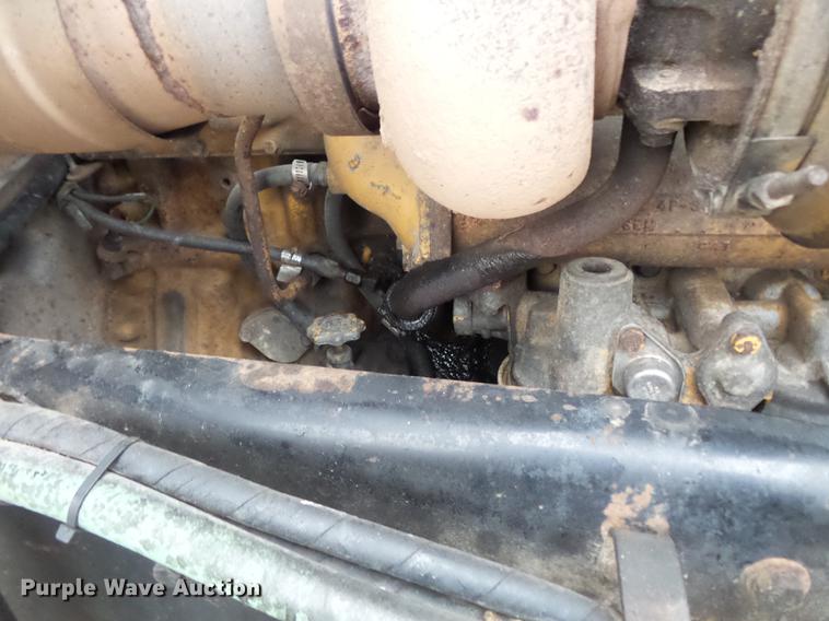 image for item DC4748 1995 Kenworth T450 semi truck