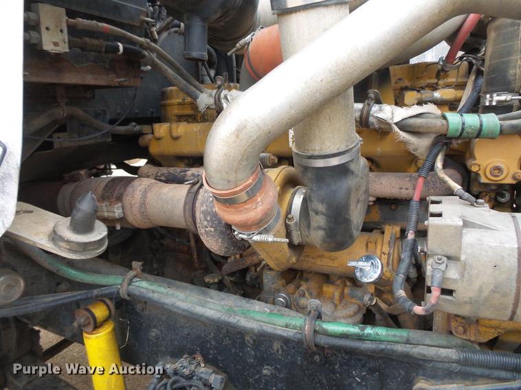 image for item DC4749 1995 Kenworth T450 semi truck