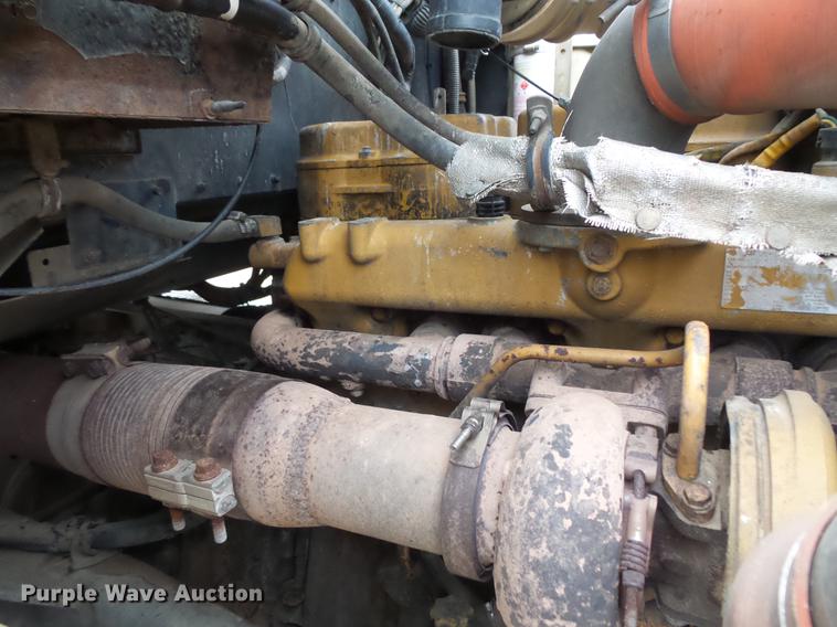 image for item DC4749 1995 Kenworth T450 semi truck