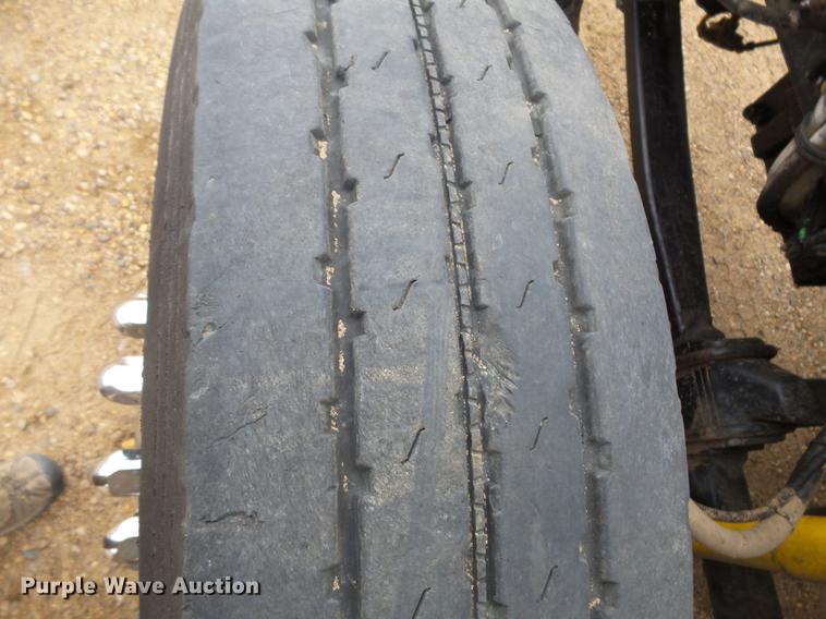 image for item DC4749 1995 Kenworth T450 semi truck