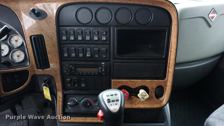 image for item DC5436 2012 International ProStar Plus Eagle semi truck