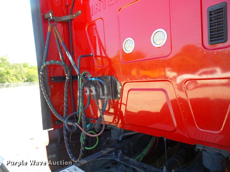 image for item DC5436 2012 International ProStar Plus Eagle semi truck