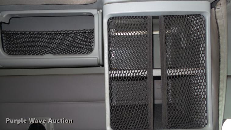 image for item DC5728 2006 Freightliner Columbia semi truck