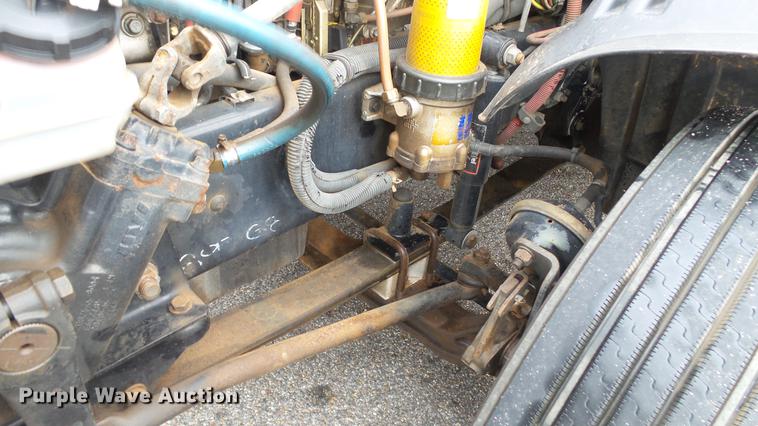 image for item DC5728 2006 Freightliner Columbia semi truck