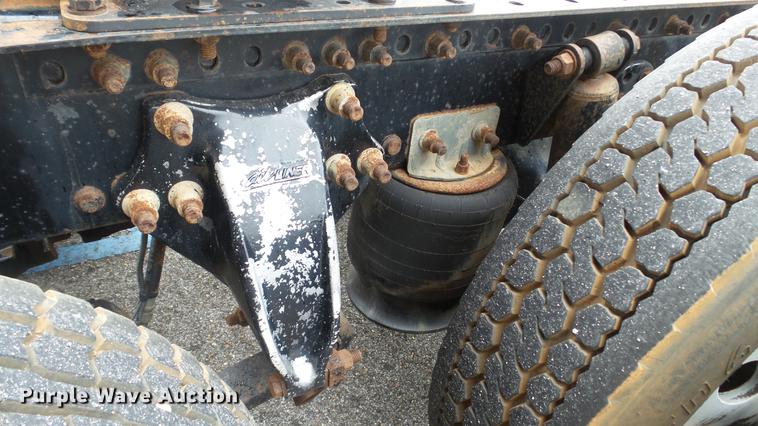 image for item DC5728 2006 Freightliner Columbia semi truck