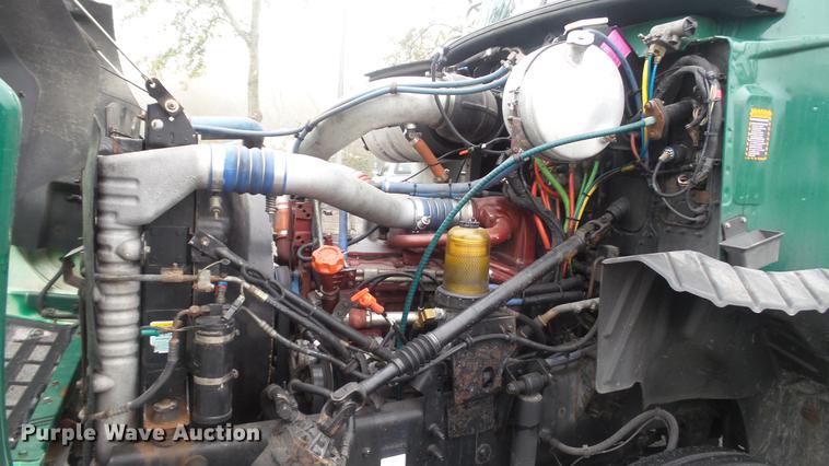 image for item DC5730 2007 Mack CXP613 semi truck