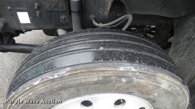 image for item DC5730 2007 Mack CXP613 semi truck