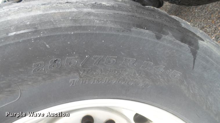 image for item DC5730 2007 Mack CXP613 semi truck