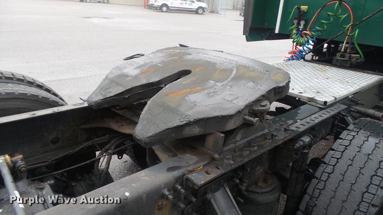 image for item DC5730 2007 Mack CXP613 semi truck