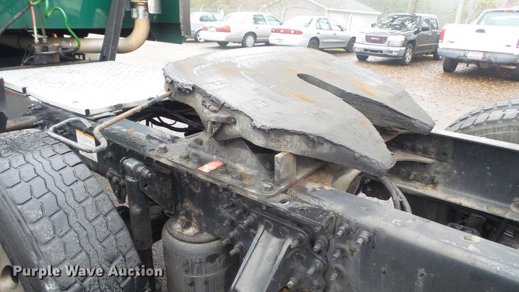 image for item DC5730 2007 Mack CXP613 semi truck