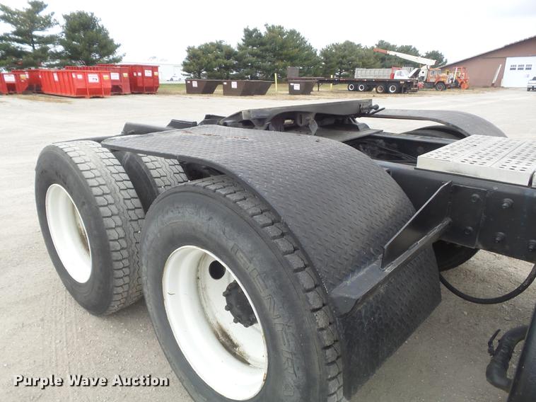 image for item DC7491 1998 Mack CH613 semi truck