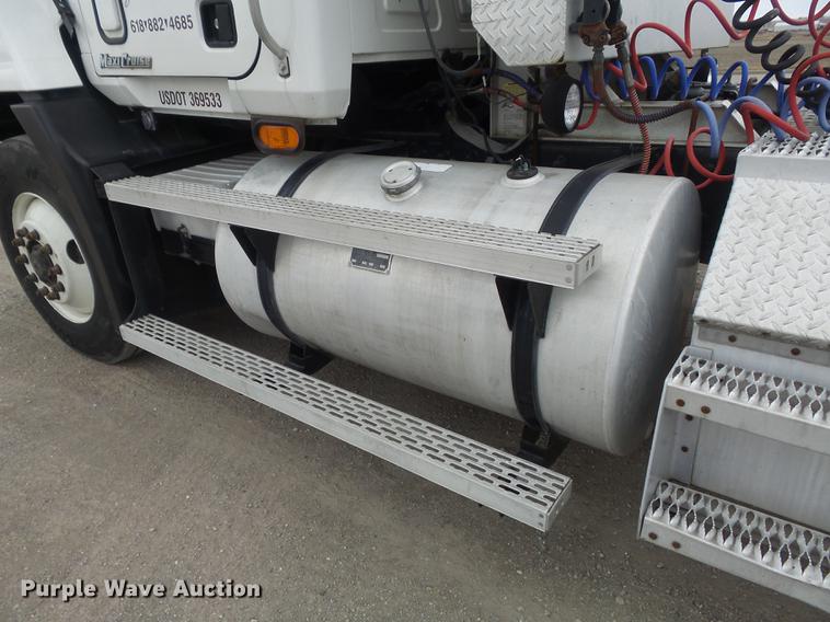 image for item DC7491 1998 Mack CH613 semi truck