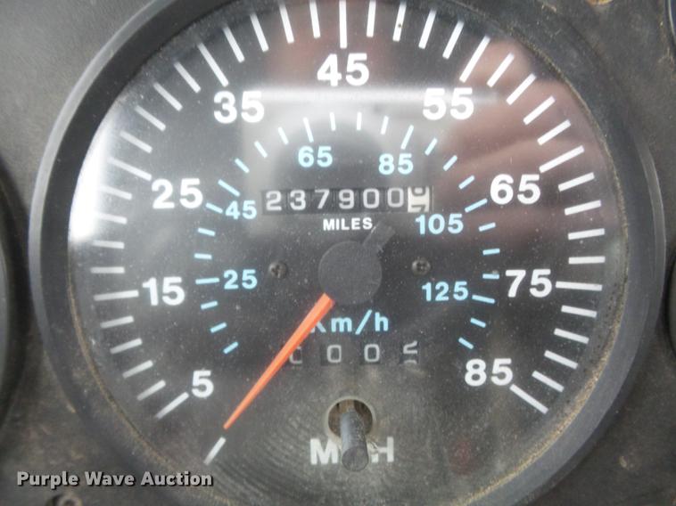 image for item DC7491 1998 Mack CH613 semi truck