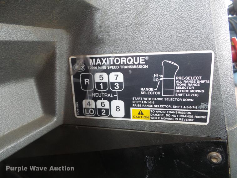 image for item DC7491 1998 Mack CH613 semi truck