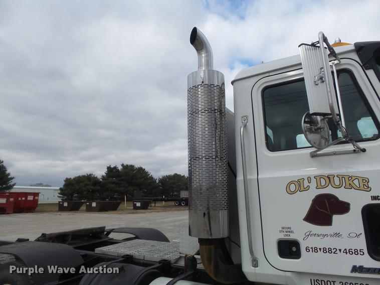 image for item DC7491 1998 Mack CH613 semi truck