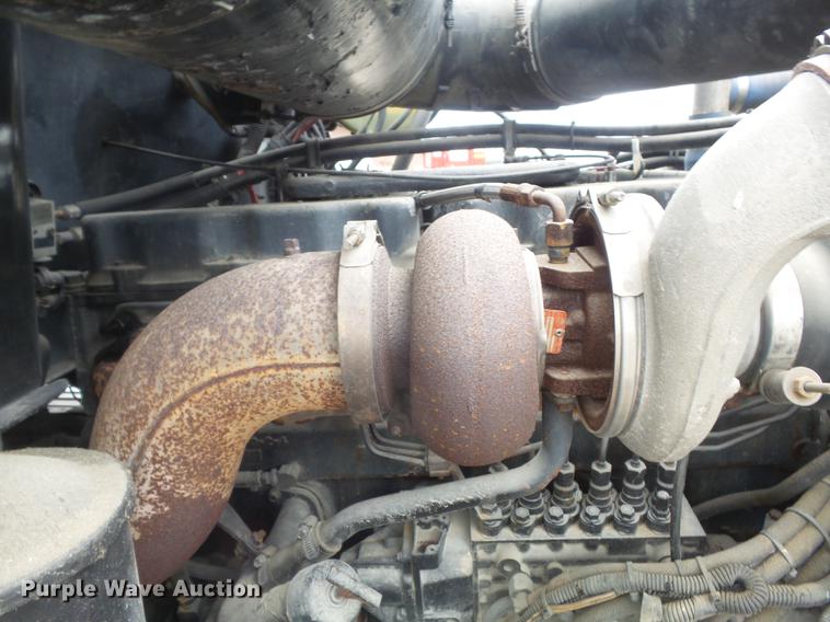 image for item DC7491 1998 Mack CH613 semi truck