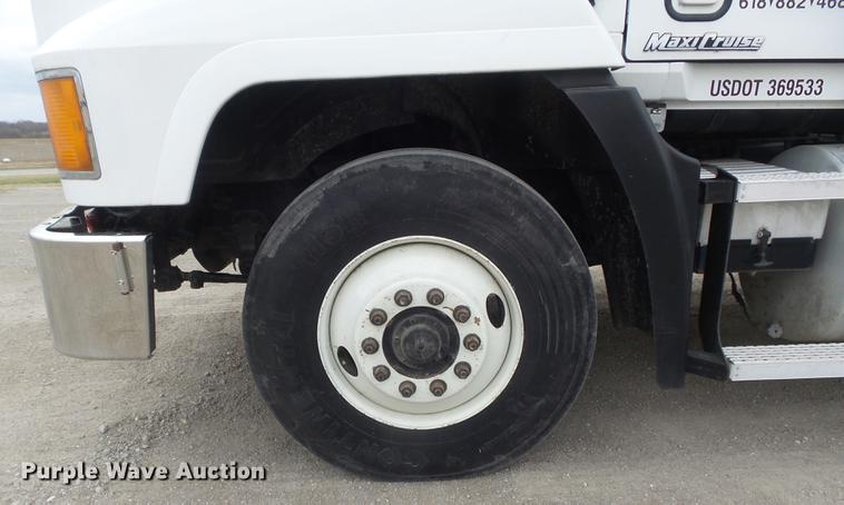 image for item DC7491 1998 Mack CH613 semi truck