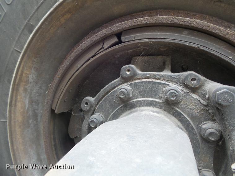 image for item DC7491 1998 Mack CH613 semi truck