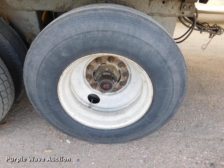 image for item DC8491 2000 Great Dane 7811TZ-1AX refrigerated van trailer