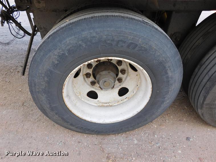 image for item DC8491 2000 Great Dane 7811TZ-1AX refrigerated van trailer