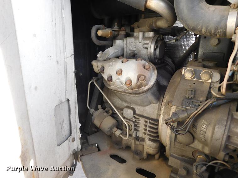 image for item DC8491 2000 Great Dane 7811TZ-1AX refrigerated van trailer