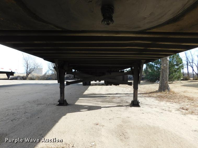 image for item DC8492 2000 Great Dane 7811TZ-1A refrigerated van trailer