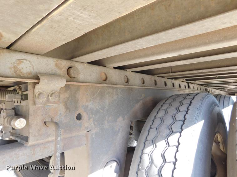 image for item DC8492 2000 Great Dane 7811TZ-1A refrigerated van trailer