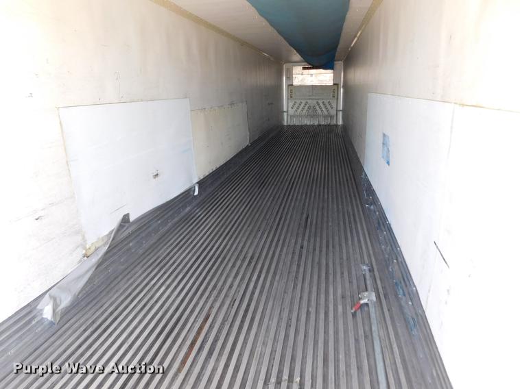 image for item DC8492 2000 Great Dane 7811TZ-1A refrigerated van trailer
