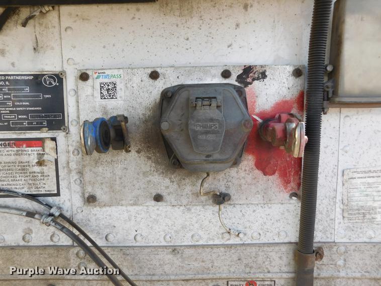 image for item DC8492 2000 Great Dane 7811TZ-1A refrigerated van trailer