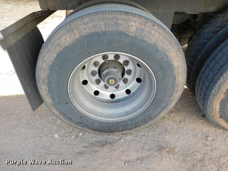 image for item DC8492 2000 Great Dane 7811TZ-1A refrigerated van trailer