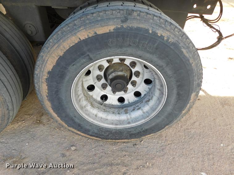 image for item DC8492 2000 Great Dane 7811TZ-1A refrigerated van trailer