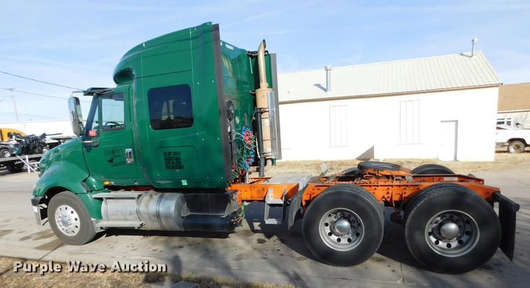 image for item DC8493 2012 International ProStar Plus semi truck