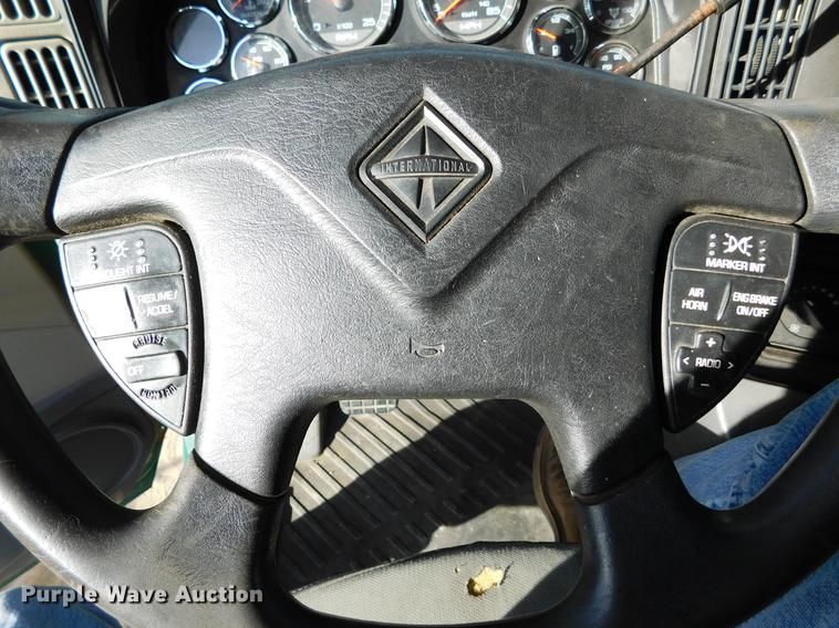 image for item DC8493 2012 International ProStar Plus semi truck