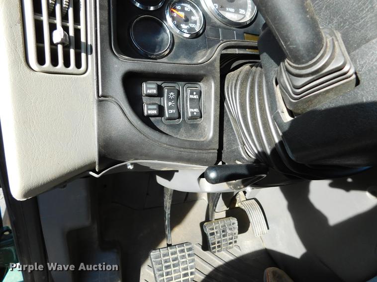 image for item DC8493 2012 International ProStar Plus semi truck