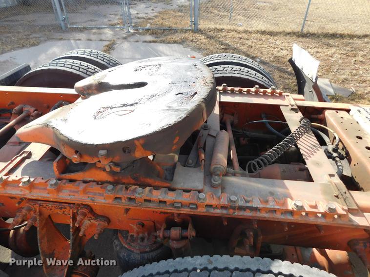 image for item DC8493 2012 International ProStar Plus semi truck