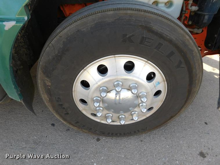 image for item DC8493 2012 International ProStar Plus semi truck