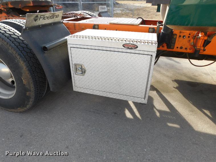 image for item DC8493 2012 International ProStar Plus semi truck