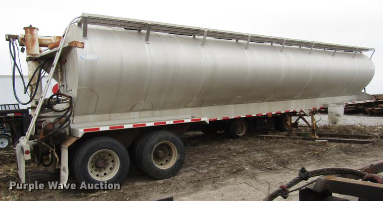 image for item DD2965 1998 Ledwell bulk feed trailer