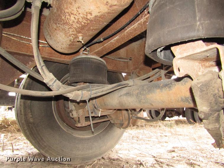 image for item DD2965 1998 Ledwell bulk feed trailer