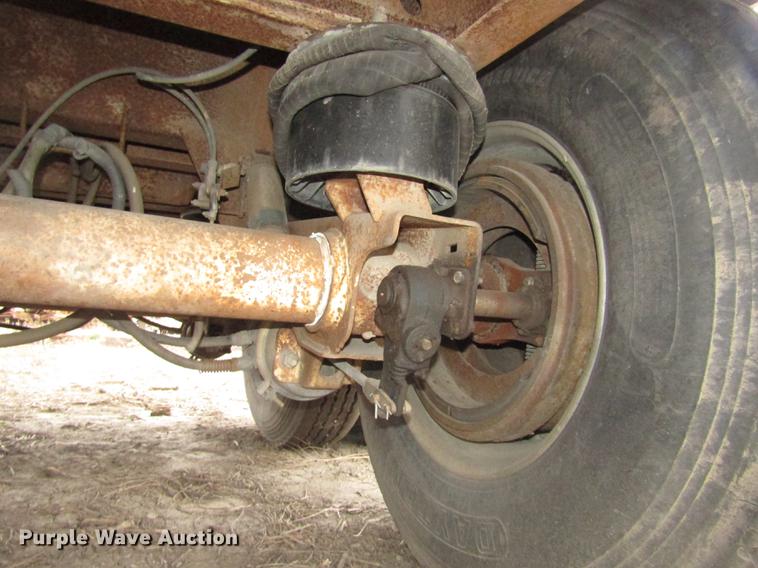 image for item DD2965 1998 Ledwell bulk feed trailer