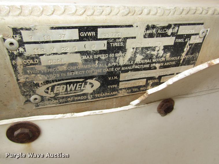 image for item DD2965 1998 Ledwell bulk feed trailer