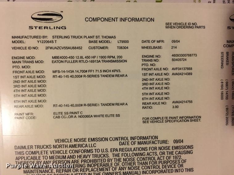 image for item EE9293 2005 Sterling L9500 semi truck