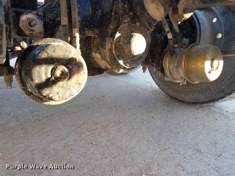 image for item EE9303 2009 Freightliner Business Class M2 semi truck