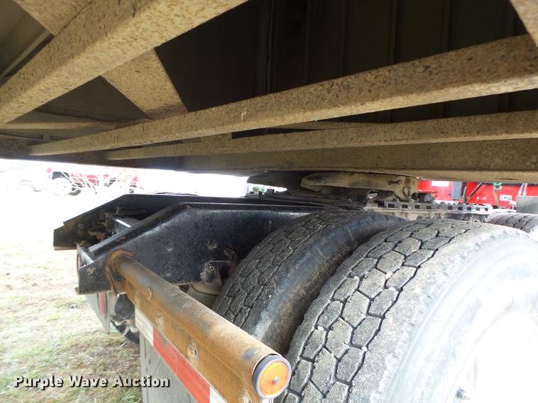 image for item G1979 1999 Kenworth T600 semi truck