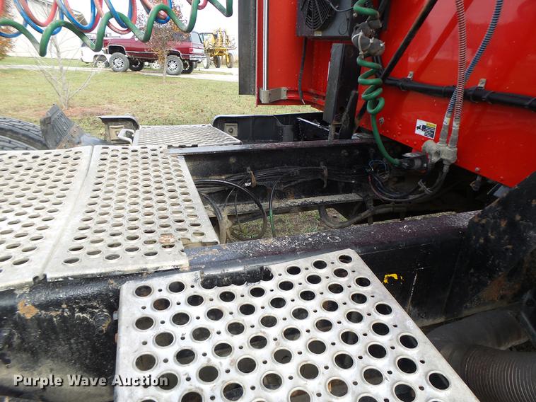 image for item G1979 1999 Kenworth T600 semi truck