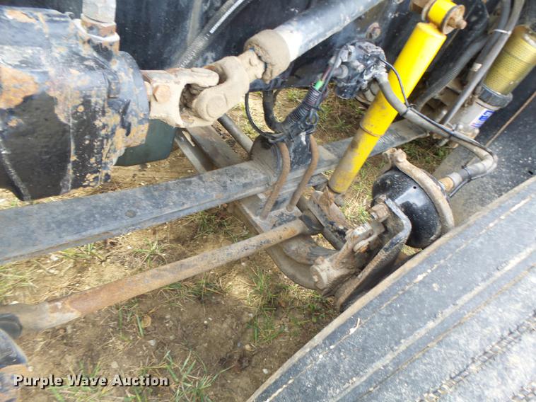 image for item G1979 1999 Kenworth T600 semi truck